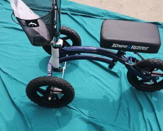 Knee Rover w/ Pneumatic Tires for indoor and outdoor maneuverability