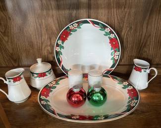 Fairfield Holly Christmas Dishes (Fairfield). Service for 12+. Pieces sold separately or as a set.