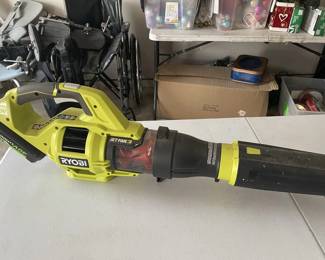 Ryobi leaf blower