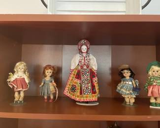 Madame Alexander Dolls and Collectible Doll