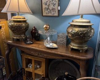 beautiful lamps - matched pair, vintage table, stoneware jugs
