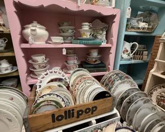 vintage dishes, tea pot, pitcher