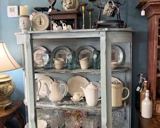 dishes, pitchers, mugs
