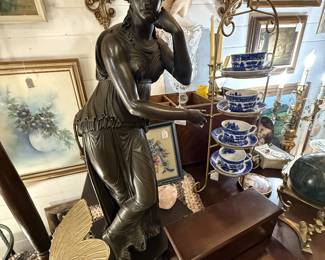Diana the Huntress sculpture