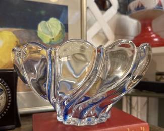 Art glass swirl blue and clear bowl
