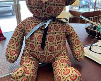 Plush bear 