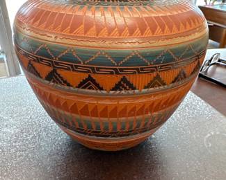 VTG Handcrafted Native American Pottery Vase Leuna Woods  Navajo