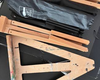 easels