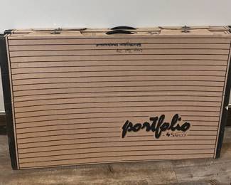 Portfolio boxes with handles x2
