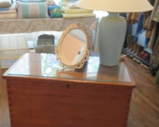 Blanket chest