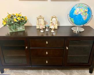 Entertainment console 62"L / 18"D / 28.50"H
