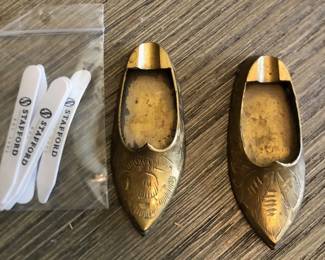 Brass mini show ashtrays