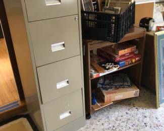 File cabinet / puzzles