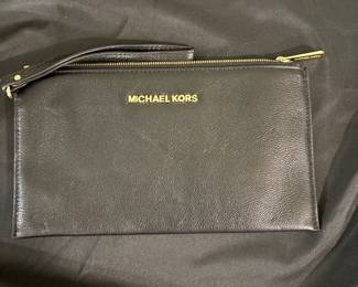 Wristlet