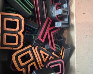 Vintage Alphabets and Numbers (1940’s)