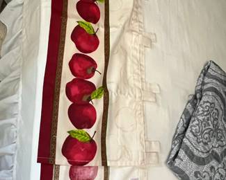 Kitchen Curtains Apple Motif