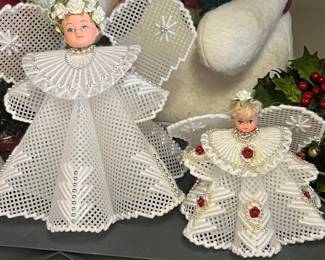 Plastic Canvas Angel Figurines (Set of 2)