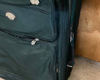 Verdi Luggage Checked Bag Size