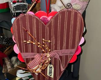 Rustic Heart Valentine's Day Wall Decor