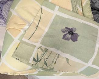Floral Print Comforter Set