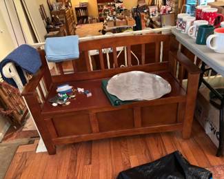Entry Bench