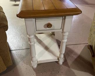 SIDE TABLE