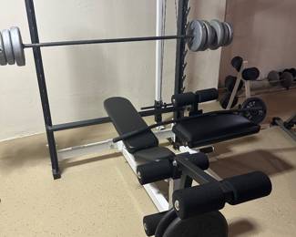 WEIGHT BENCH WITH WEIGHTS