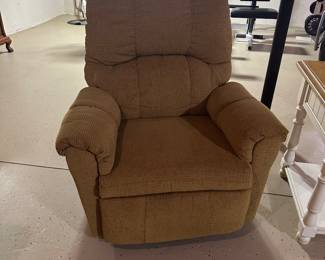 RECLINER