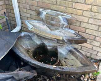 Canoe Fountain