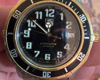 TAG Heuer Professional 200 Meters WM1120 Wristwatch