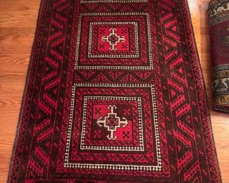 Hand Knotted Persian Balouch Wool Rug (42"W x 87"L)