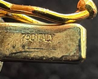 18K Gold Bangle