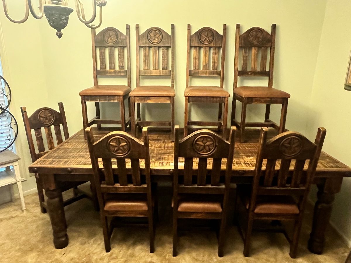 BEEFY! 9pc RUSTIC DINING SET!