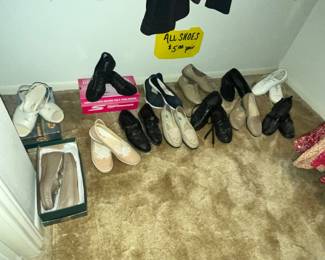 SHOES