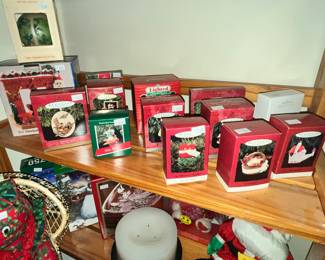 COLLECTIBLE HALLMARK ORNAMENTS!