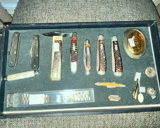 SEVERAL NICE POCKET KNIVES