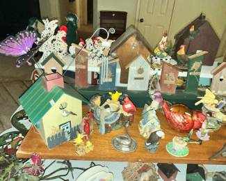BIRDS & BIRDHOUSES GALORE!