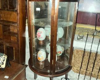 MINI CURVED GLASS CURIO CABINET