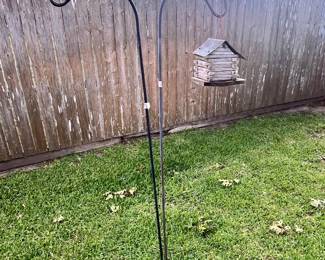 SHEPHERD'S HOOKS
