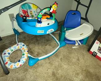 BABY EINSTEIN BABY BOUNCER & FEEDING CHAIR