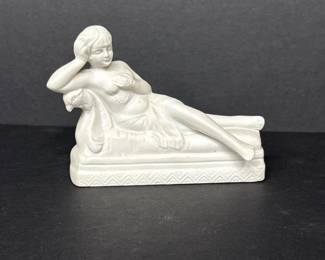 014 vintageartdecostylerecliningladyfi