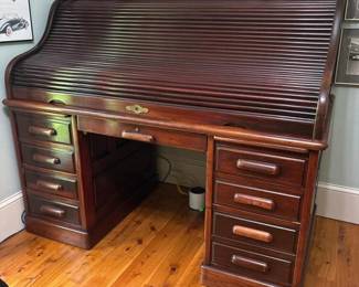 066 antiquederbydeskcorolltopdeskmade
