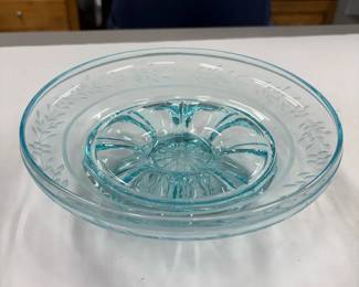 241 vintagelightbluefloralglasstray