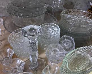 118 mysterylotofmixedvintageglasswareb