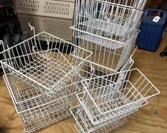 300 setof14wirehangingstoragebasketsh