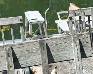 Hewitt 4' Bench Kit With White Panels For 4' Dock