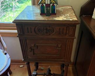 Victorian Walnut Side Table with Marble Top and Stained Glass Church Lamp