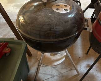 Weber Original Kettle Premium Charcoal Grill