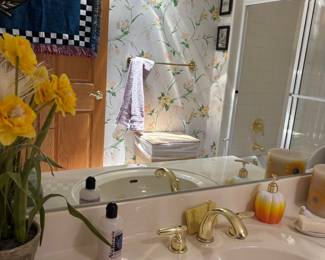Vintage Floral Wallpaper - Yellow and Pink Flowers