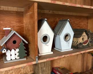 Decorative Birdhouses Set